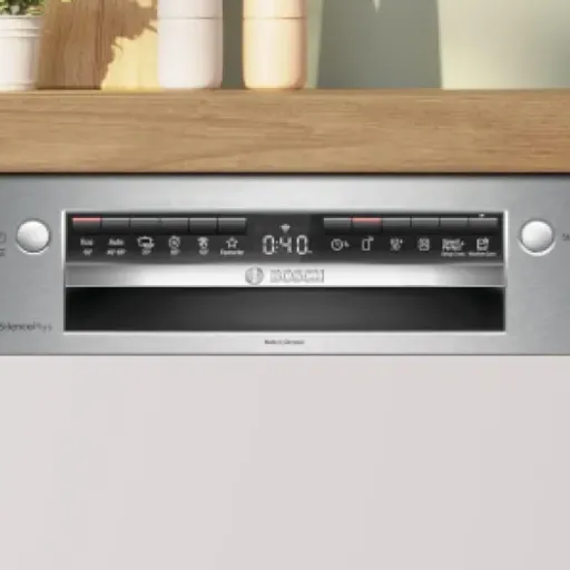 Avis Bosch SMI4HCS07E : un lave-vaisselle encastrable connecté et discret pour 14 couverts