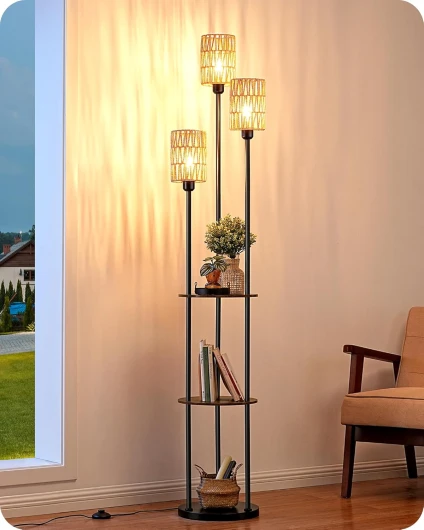 Lampadaire sur Pied Salon, Lampadaire Boho 3 Flammes avec Etagère & Abat-jour en Rotin, 3xE27 Ampoules fournis, Lampe avec Interrupteur au Pied pour Chambre et Bureau, 178 cm