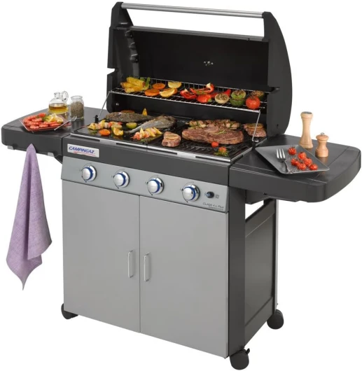 Barbecue à gaz Class 4 L Plus, 4 brûleurs, Puissance 12.8kW, Système de nettoyage facile InstaClean, Grille et plancha en fonte double émaillage, 2 tablettes latérales Barbecue Seul