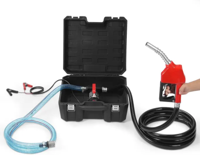 Pompe Transfert Diesel 37,8 L/min Pompe Transfert Carburant Électrique Portable avec Buse de Carburant Haut Débit 12 V CC, Tuyau d'Entrée Sortie pour Diesel Kérosène Carburant de Transformateur Diesel Pump Set/12V