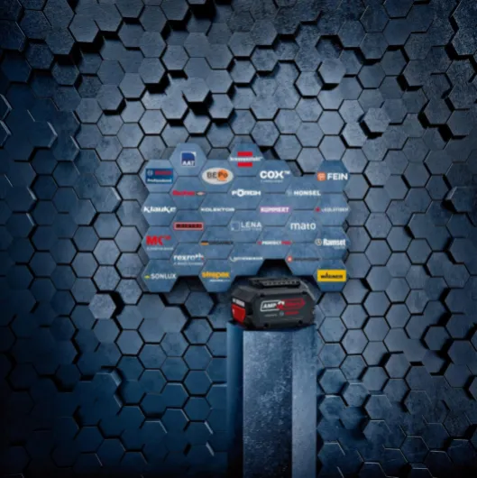 18V System scie sabre sans-fil GSA 18 V-LI C (version Compact, avec 3 lames de scie sabre, L-BOXX) sans batteries/chargeur en L-BOXX incl - 3x lame de scie