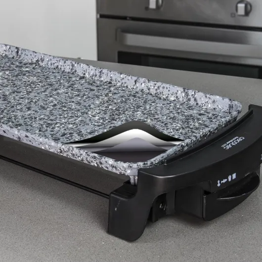 Rôtissoire électrique Rock&Water 2000 - Revêtement en pierre RockStone, thermostat réglable, lavable au lave-vaisselle, 40 X 20 (1800 W, Gris et noir) Gris et Noir 1600W