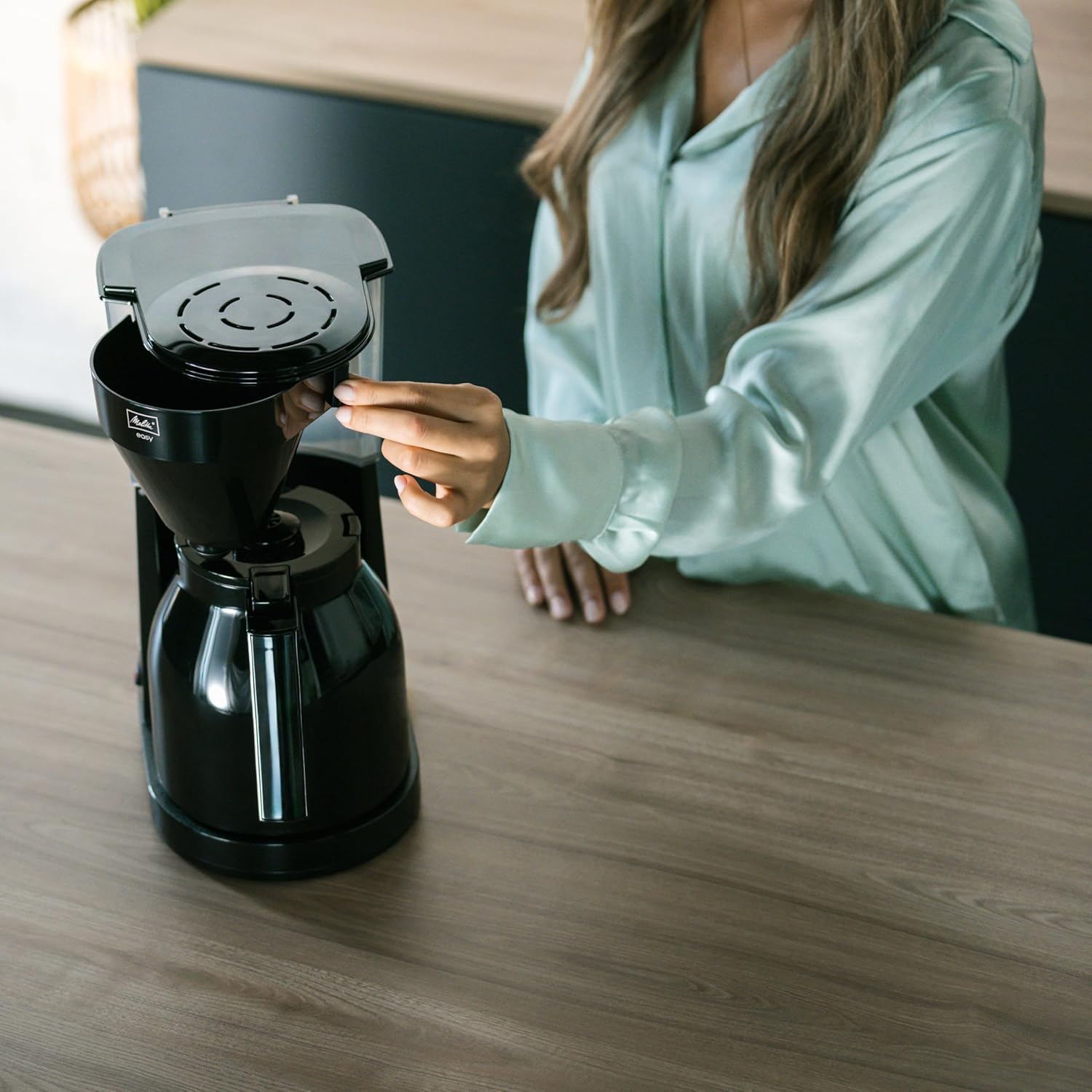 6762891 Cafetière Filtre Avec Verseuse Isotherme, Easy Therm II, 1023-06,1L, Noir Noir Verseuse isotherme