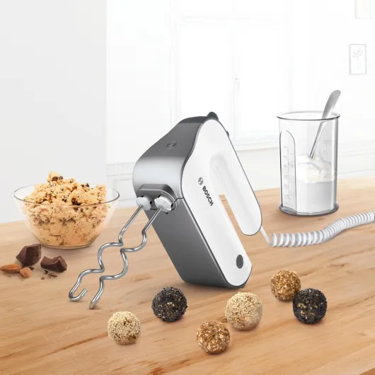 Electroménager MFQ49300 Mixeur main, 5 vitesses + turbo, moteur puissant 850 W, Blanc