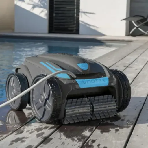Test du Robot Piscine Vortex 4WD Zodiac : le nettoyeur qui sait grimper aux murs