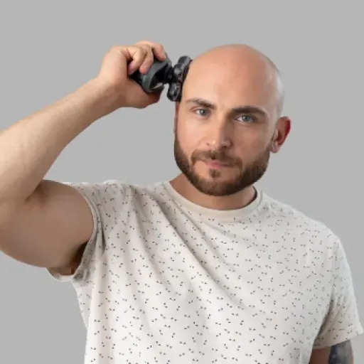 Test Remington Rasoir électrique RX7 Ultimate : le choix simple pour un crâne rasé