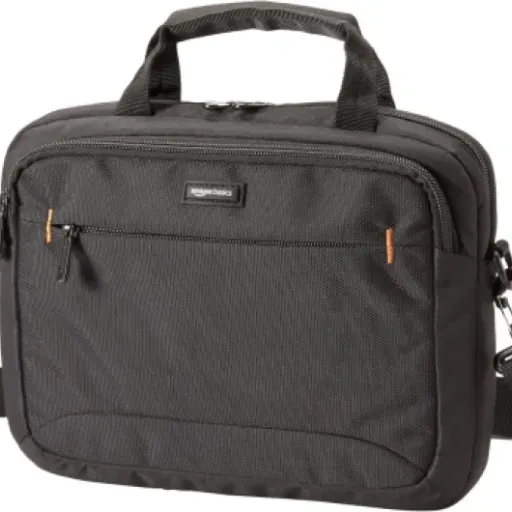Test Amazon Basics Laptop and Tablet Bag Case : le sac qu'il vous faut pour vos appareils.
