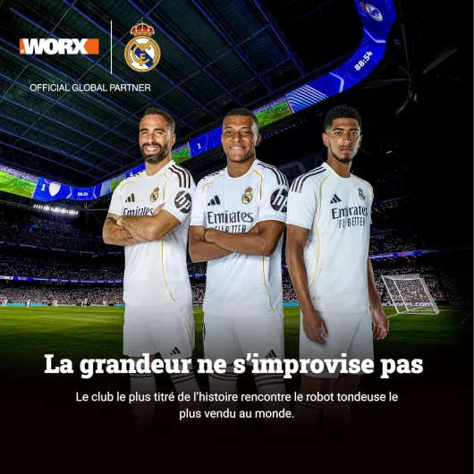 Pack Worx LANDROID Vision 800m² Robot Tondeuse sans Fil périphérique, WR208E.1 + Garage de Protection Design (Caméra 4K + IA Adaptative, évite Les Obstacles, Coupe des Bordures, Multizone) Pack Landroid Vision Vision 800 m² + Garage avec Toit Rigide