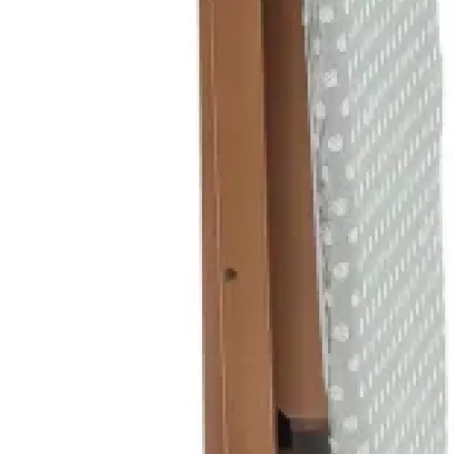 Test Arredamenti Italia 621 Stirocomodo : la table à repasser en bois qui remplace enfin les modèles bancals en métal