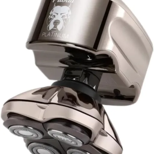 Test Skull Shaver Pitbull Platinum PRO : le rasoir pour crâne rasé qui fait (presque) tout tout seul