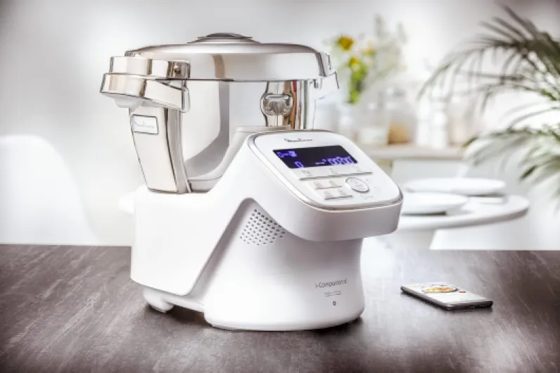 , I-Companion, Robot cuiseur, 14 fonctions, Connecté, Capacité XL 10 personnes, Blanc, Fabriqué en France, HF908120 Sans accessoire