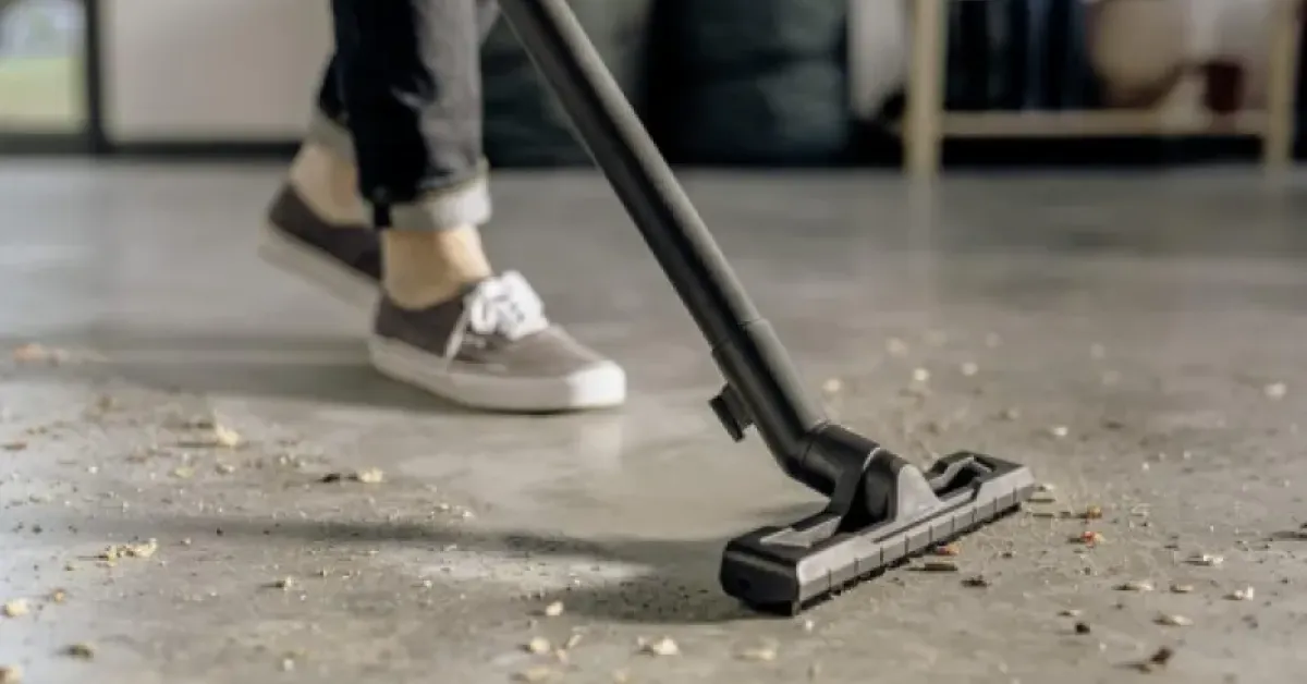 Test Kärcher WD 2 Plus V-12/4/18/C : le petit aspirateur d’atelier qui fait le sale boulot à ta place