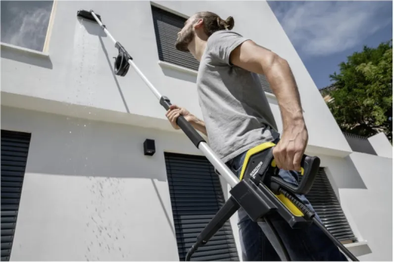 Kärcher Lance télescopique TLA 4 pour Nettoyer Les Surfaces jusqu'à 5 mètres de Haut, Compatible avec Les nettoyeurs K2 à K7 de avec Accessoire pour Le Nettoyage des façades et des vitres Standard