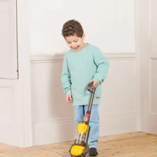 Test Casdon Dyson Ball : le faux Dyson qui amuse les enfants (sans vraiment aspirer)