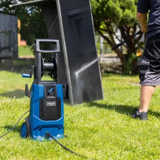 Test Scheppach HCE2800 : un nettoyeur haute pression costaud mais pas sans défauts