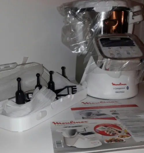 I-Companion Robot Cuiseur multifonction connecté, 4 programmes automatiques, 4 accessoires inclus, Capacité jusqu'à 6 personnes, 1 million de menus, Fabriqué en France HF900110 Bol non XL : 6/8 personnes Unique