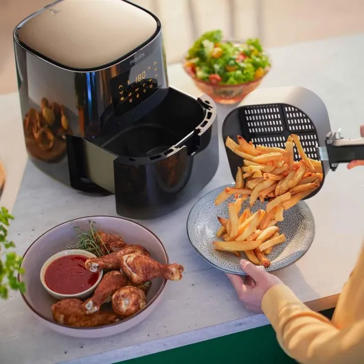 Domestic Appliances Airfryer Série 3000 L, 4.1L (0.8Kg), Airfryer 13 en 1, 90% de graisse en moins grâce à la technologie Rapid Air, Digitale, Application de recette (HD9252/90) 4.1 litres (2-3 Personnes) Non-Connect? Sans Fenêtre de Cuisson