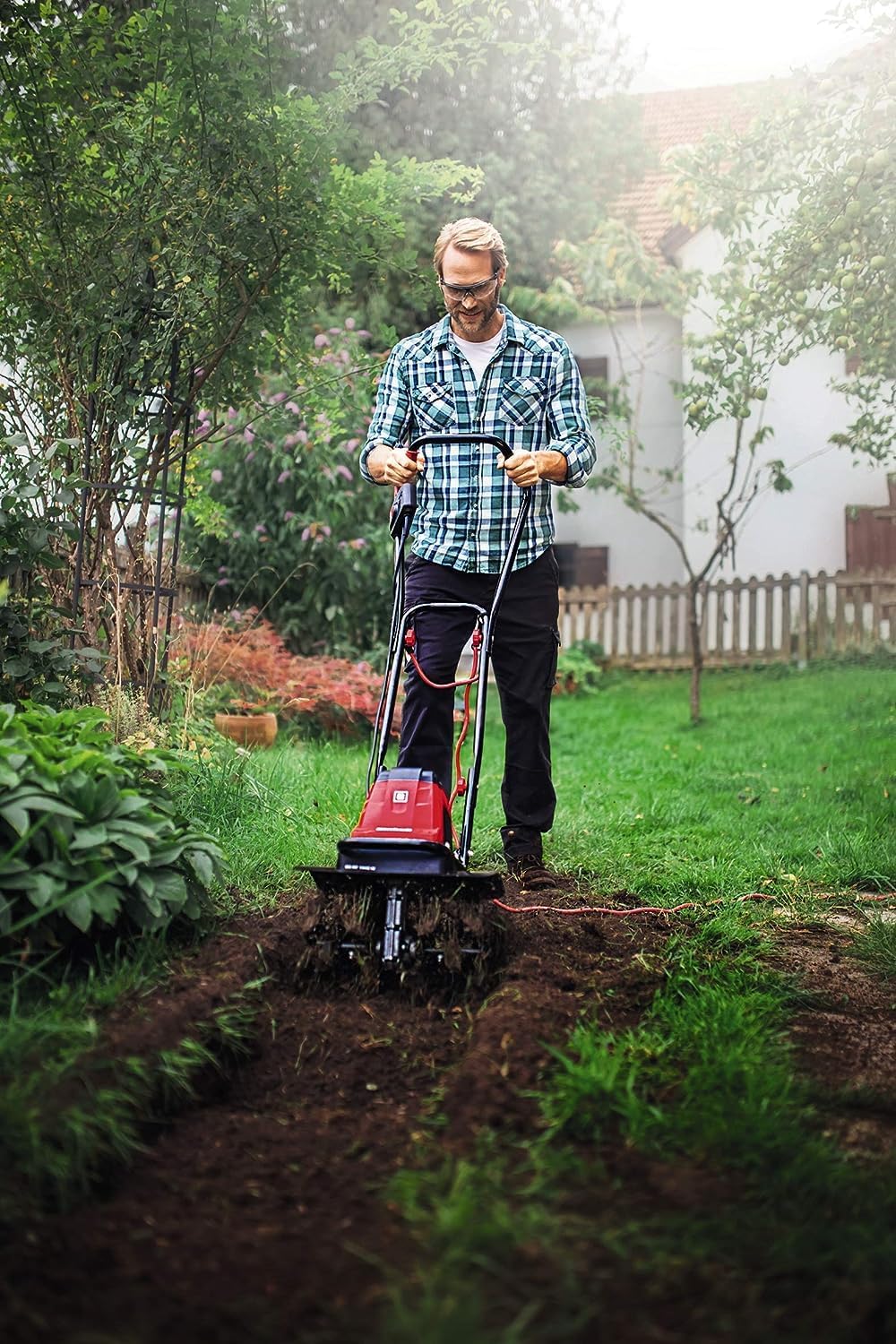 Motobineuse électrique GC-RT 1440 M (1400 W, Largeur de Travail 40 cm, Profondeur de Travail 20 cm, Guidon Ergonomique et Pliable) Ancienne Version